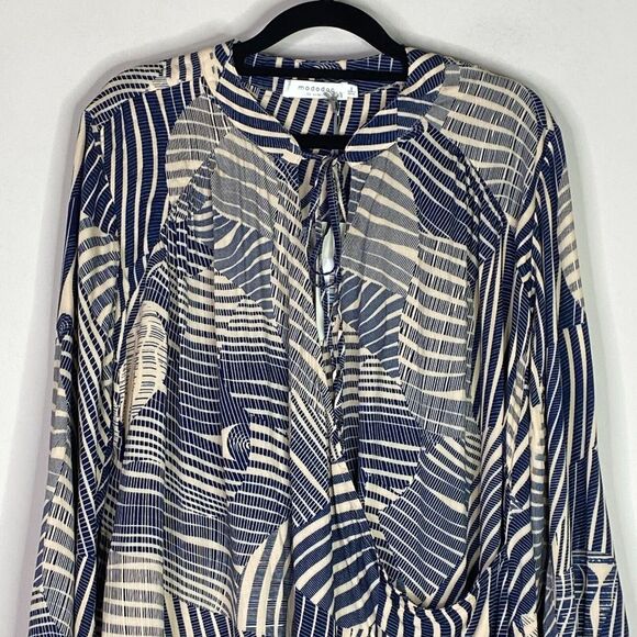 New Mododoc Lunar Blue Combo Leaf Print Faux Wrap Blouse Women's Size Small - Picture 4 of 7